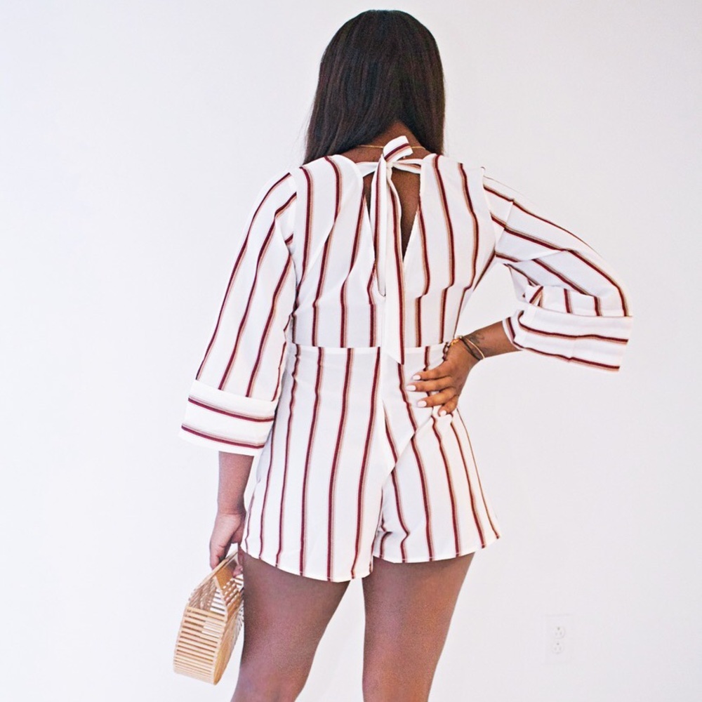 Striped Print Romper - Picture 7 of 8